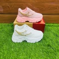 sustainable casual joggers