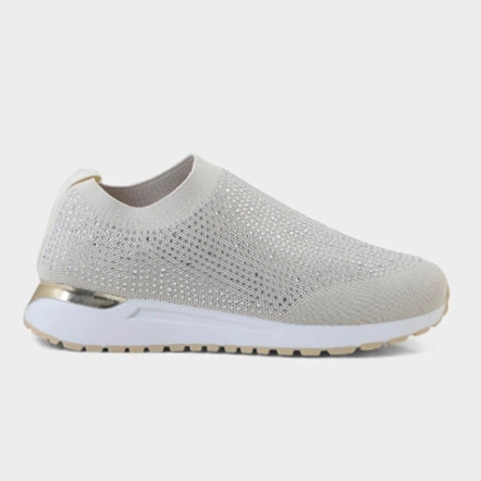 seasonal and lifestyle choices of casual sneakers for women